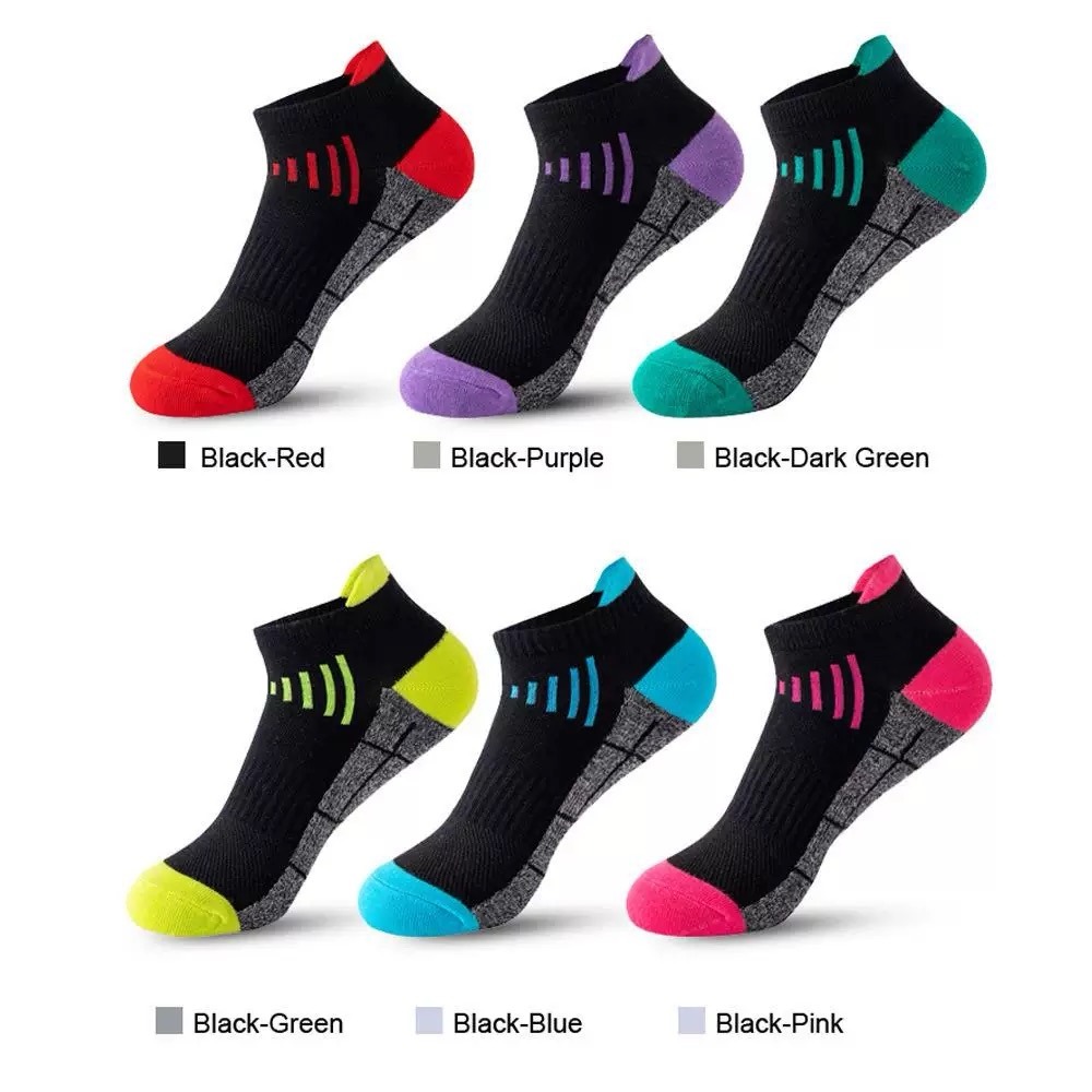 6-Pack Socks: Cotton-soft, breathable, comfortably fitting, multi-color options, daily versatile, suitable for the whole family's wear needs.