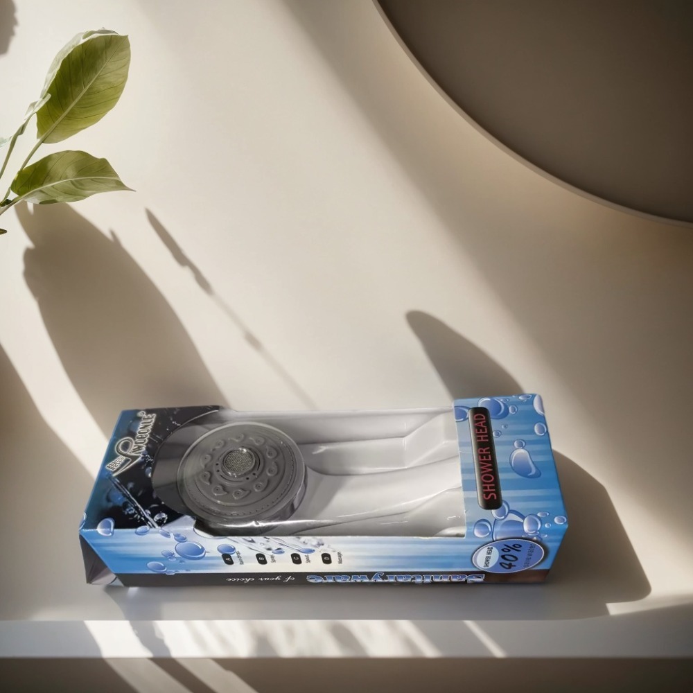 The portable bottle opener is compact, lightweight and easy to carry. It's simple to operate and saves effort, enabling quick opening of various bottle caps. 