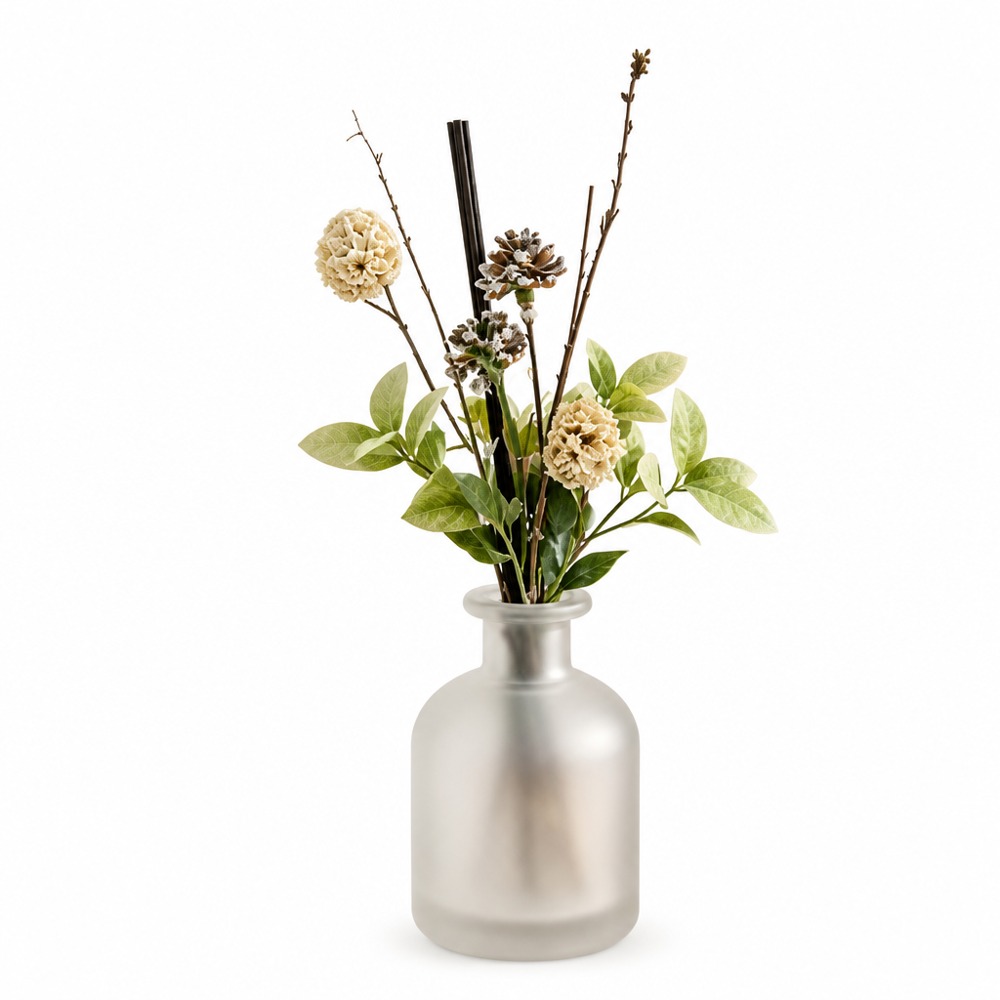 Light luxury floral diffuser with faux dried flowers, long-lasting scent, home decorative ornament